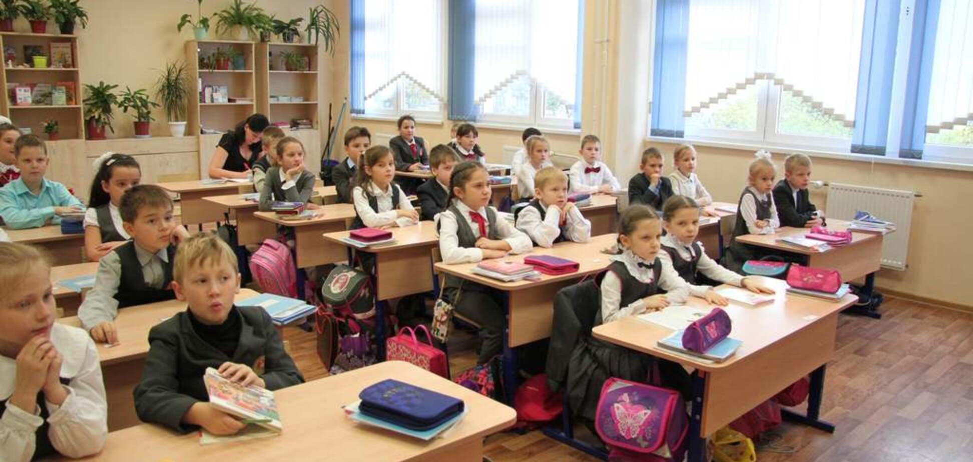 Школы Киева сделают платными для части учеников: появились подробности