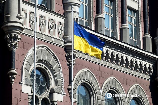 Достатньо закордонного паспорта: в Україні банки підготували важливе нововведення