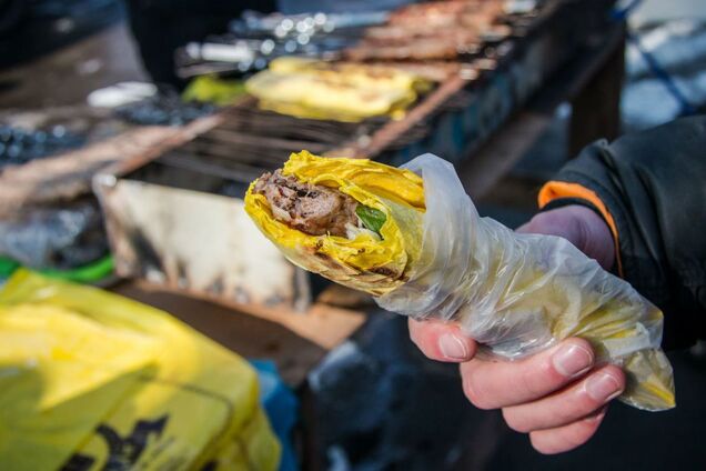 Навіть токсичні метали! Українцям вказали на небезпеку продуктів біля станцій метро