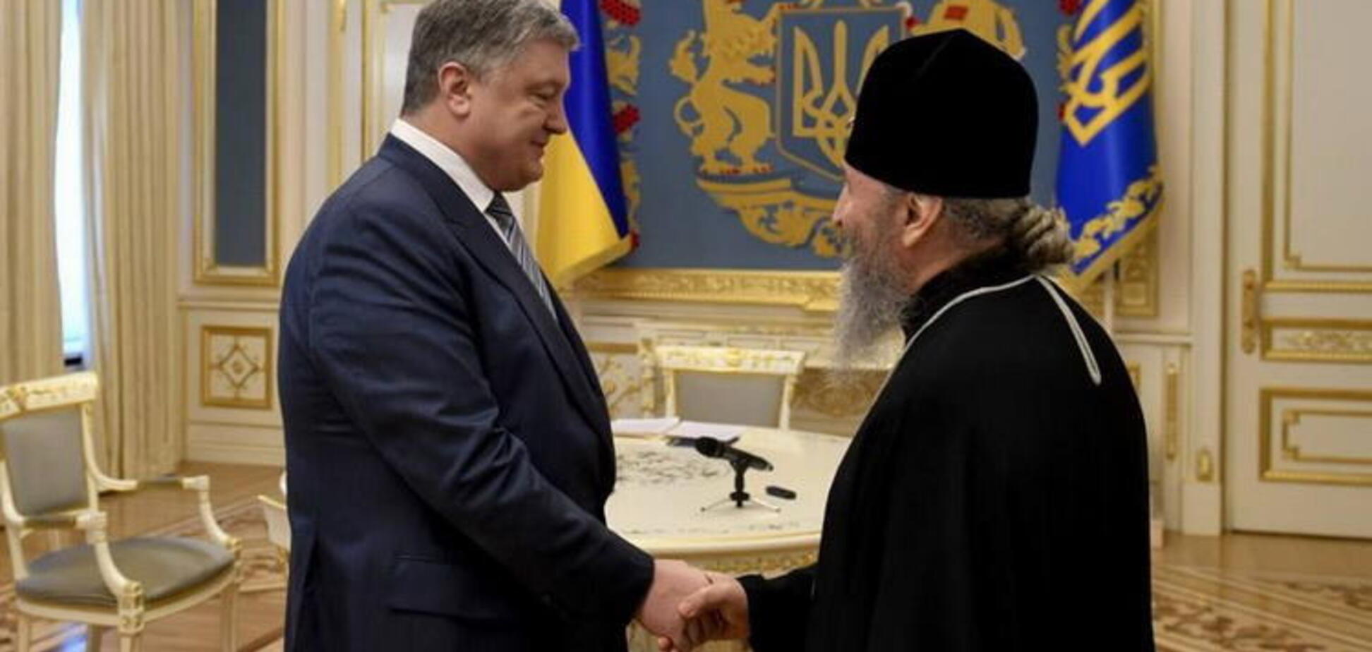В УПЦ МП дали ответ на обращение Порошенко к Онуфрию