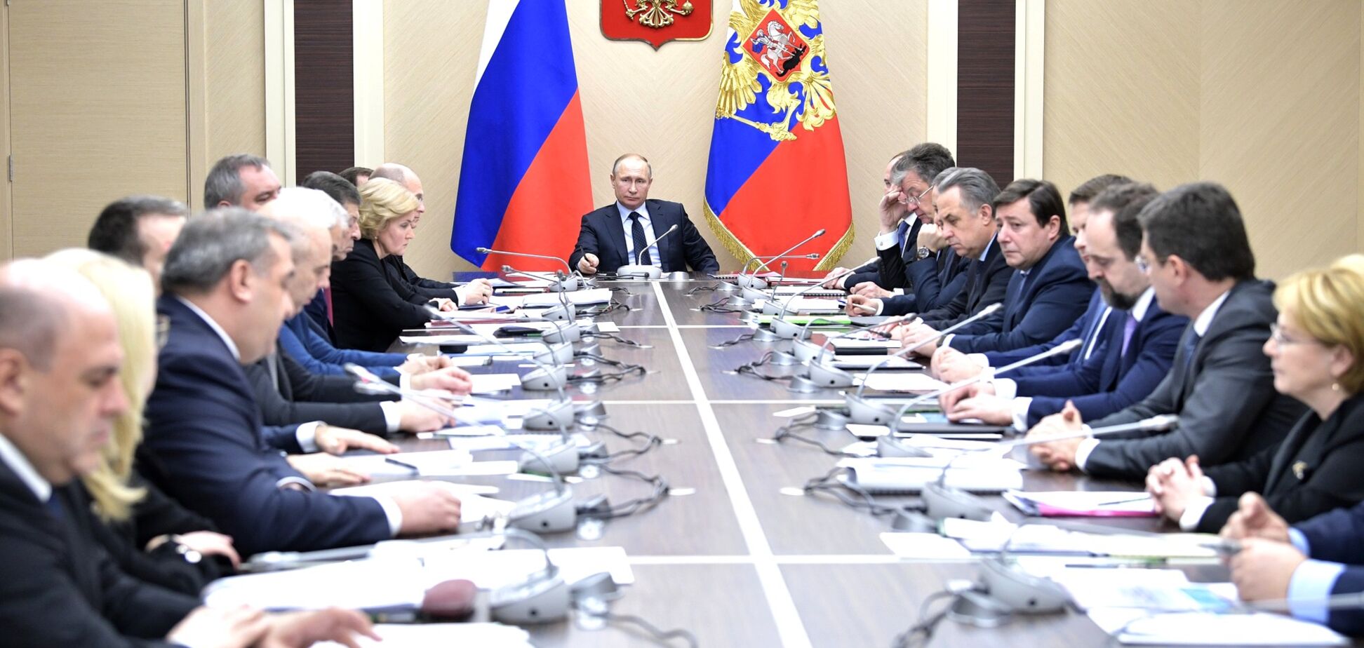 Росію пограбували на астрономічну суму: стало відомо про махінації Путіна і Ко