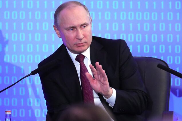 Говорил о 'великой России': глава МИД Нидерландов солгал о встрече с Путиным