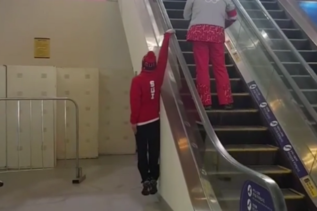 'Супермен!' Видео невероятного трюка швейцарского лыжника поставило на уши сеть