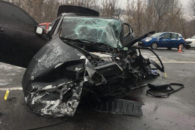 В Киеве произошло масштабное ДТП: погиб полицейский