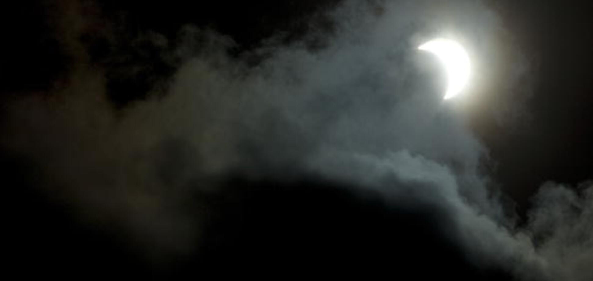Унікальне сонячне затемнення: дивитися онлайн-трансляцію