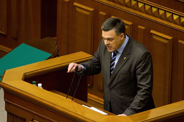 'Вы сейчас будете врать': на украинском ТВ поругались из-за Тягнибока