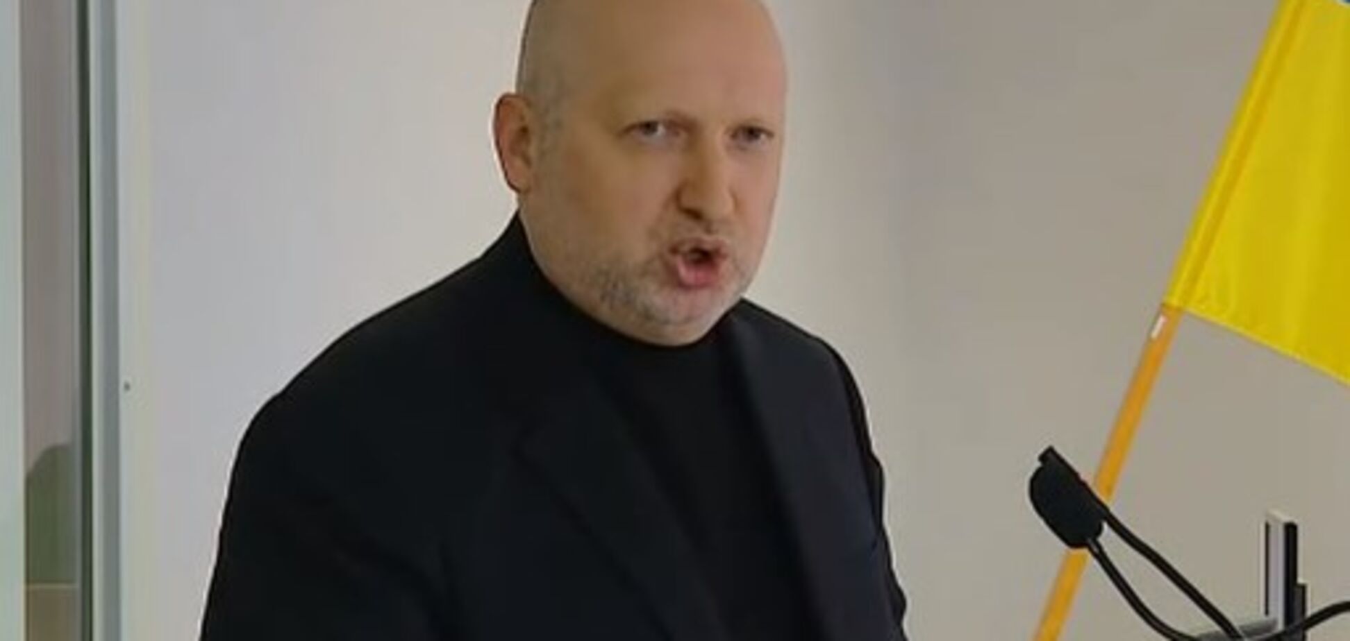 Приказа сбивать вертолет Януковича в 2014 году не было - Турчинов