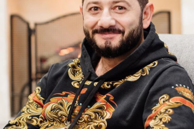 Михаил Галустян