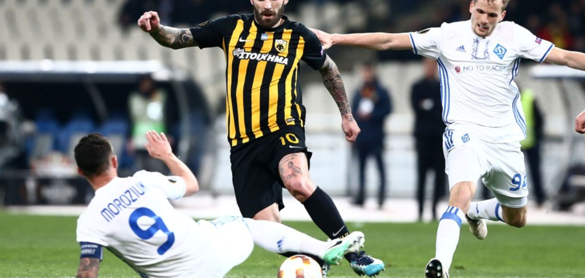 Питбули в Афинах: 'Динамо' стартовало в плей-офф Лиги Европы