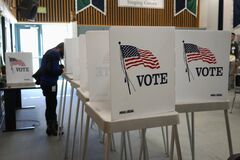 США официально обвинили 13 россиян во вмешательстве в выборы