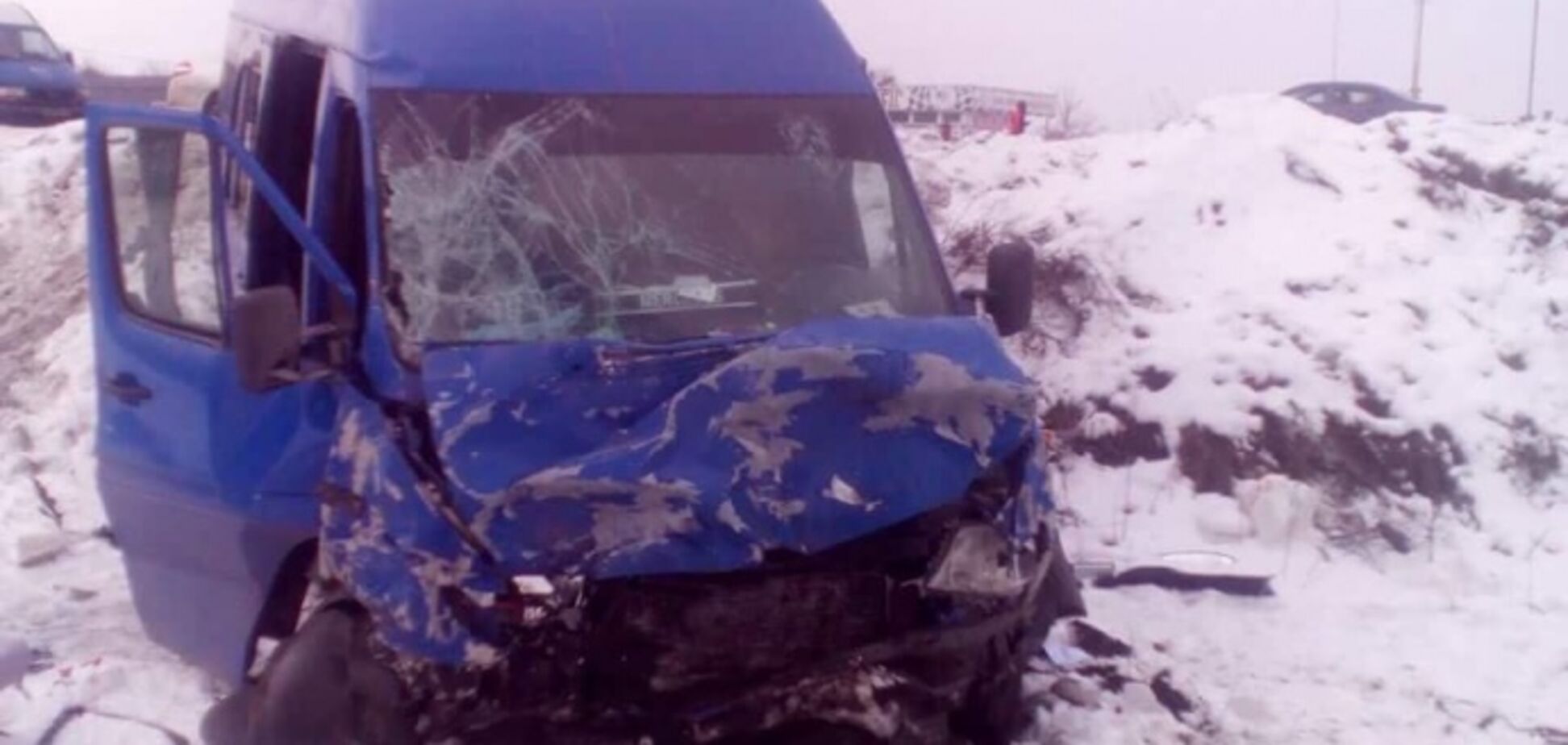 Під Києвом розбився автобус зі школярами: є загиблі