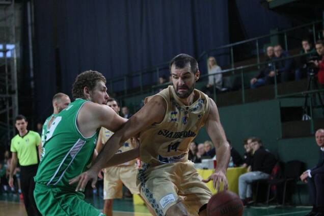 Чемпіон України сенсаційно програв у Суперлізі Парі-Матч