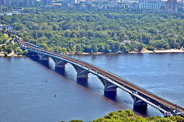 Дніпро "загинається": вчені забили тривогу через стан річки