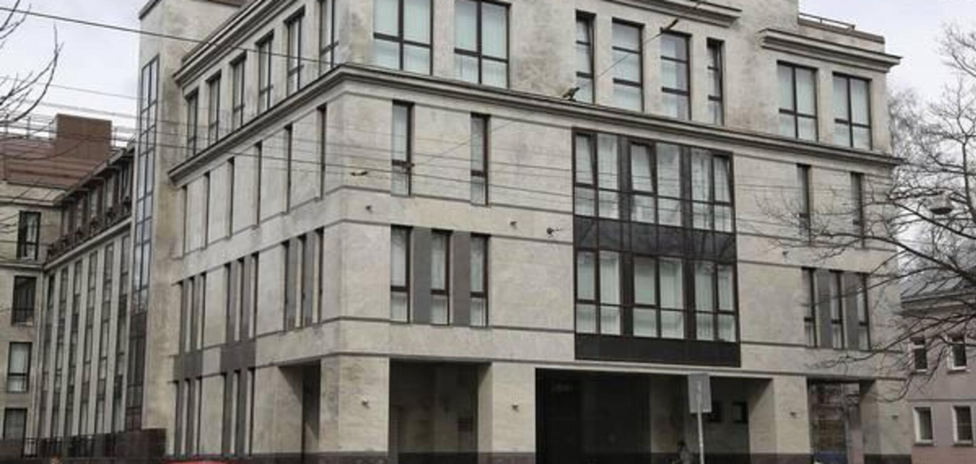 Экс-сотрудник раскрыл масштабы 'фабрики троллей' в РФ