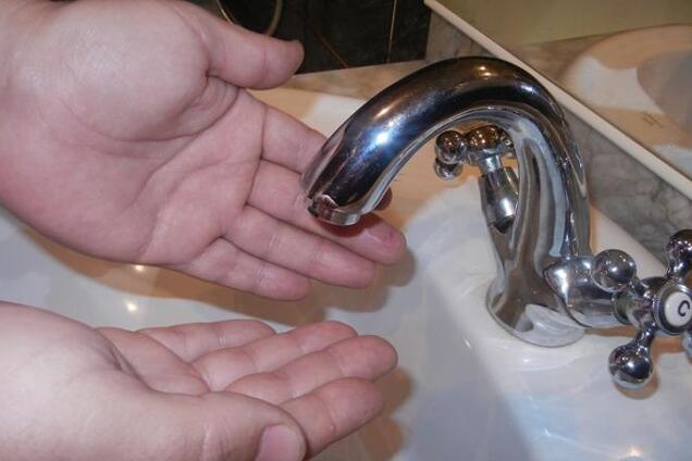 Часть Киева останется без воды: названы даты и адреса