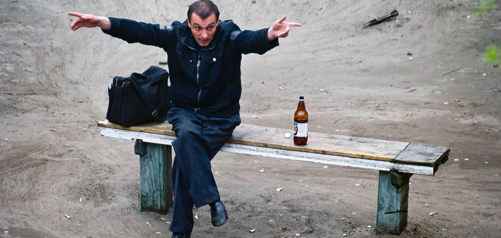 10 років із життя лавки: киянин створив унікальний фотопроект