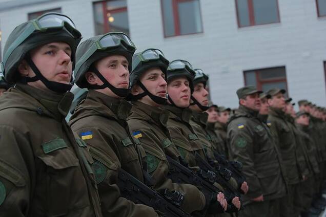 Аваков вывел на улицы Киева вооруженные патрули