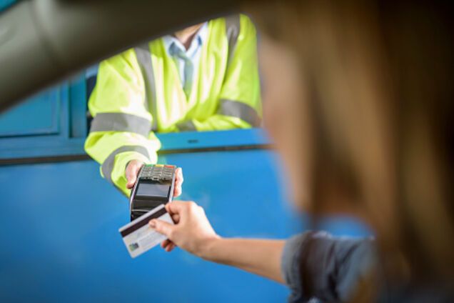 Поліція оштрафувала водія за електронний поліс ОСАЦВ - ЗМІ