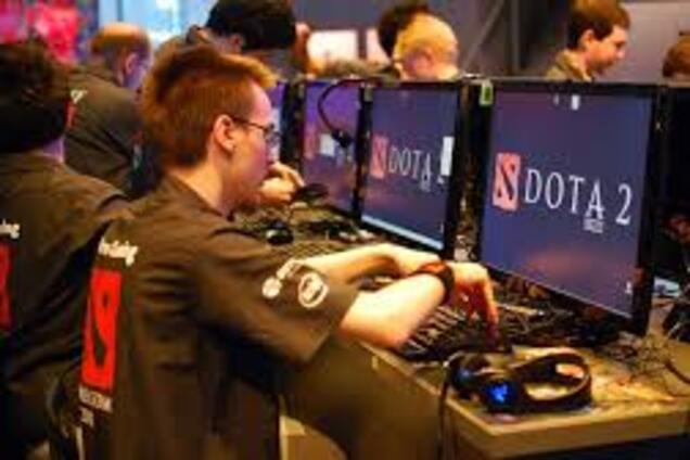 Звали в Россию: история успеха молодого украинца, зарабатывающего на играх