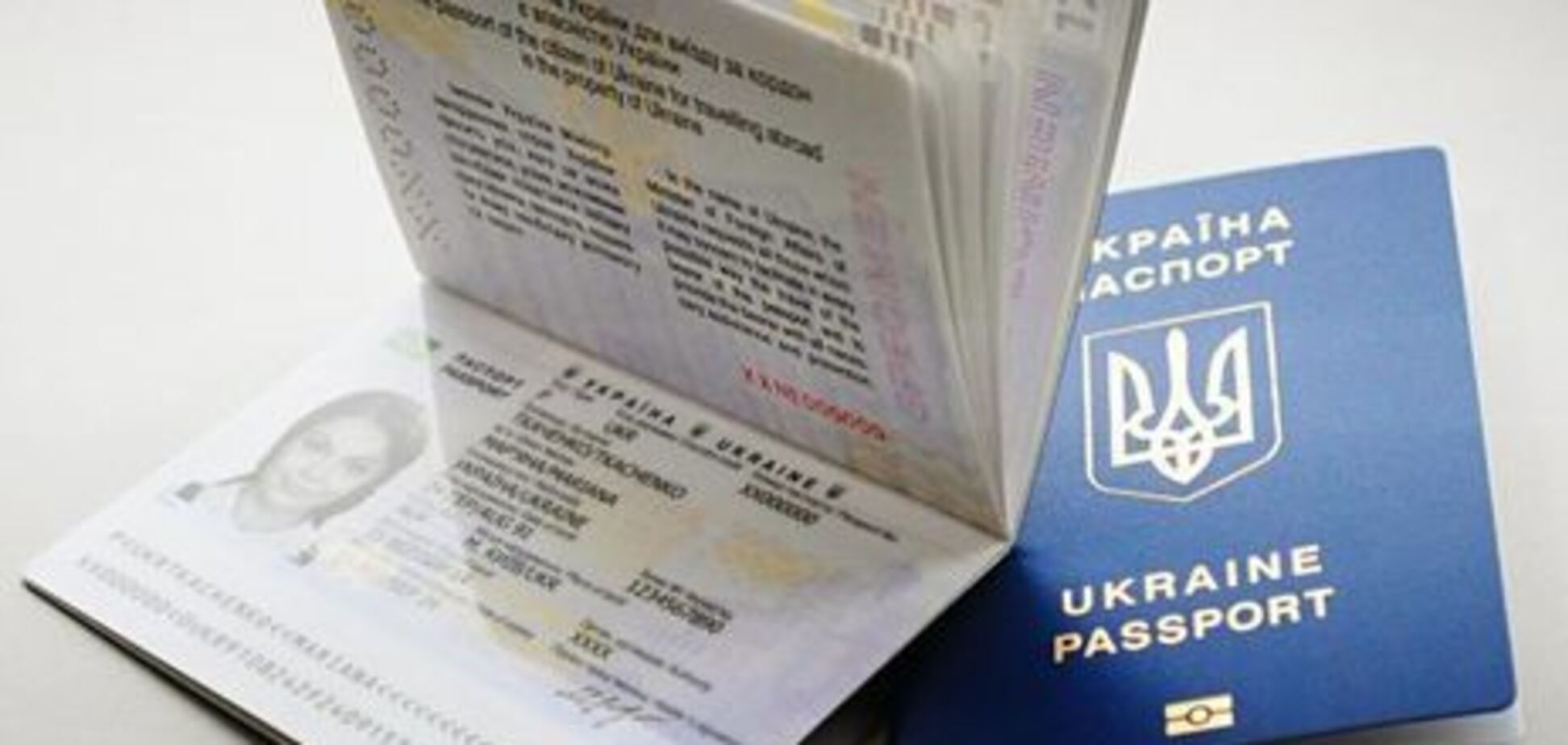 Новости Крымнаша. Украинский биометрический паспорт действует на предателей, как сыр на мышей