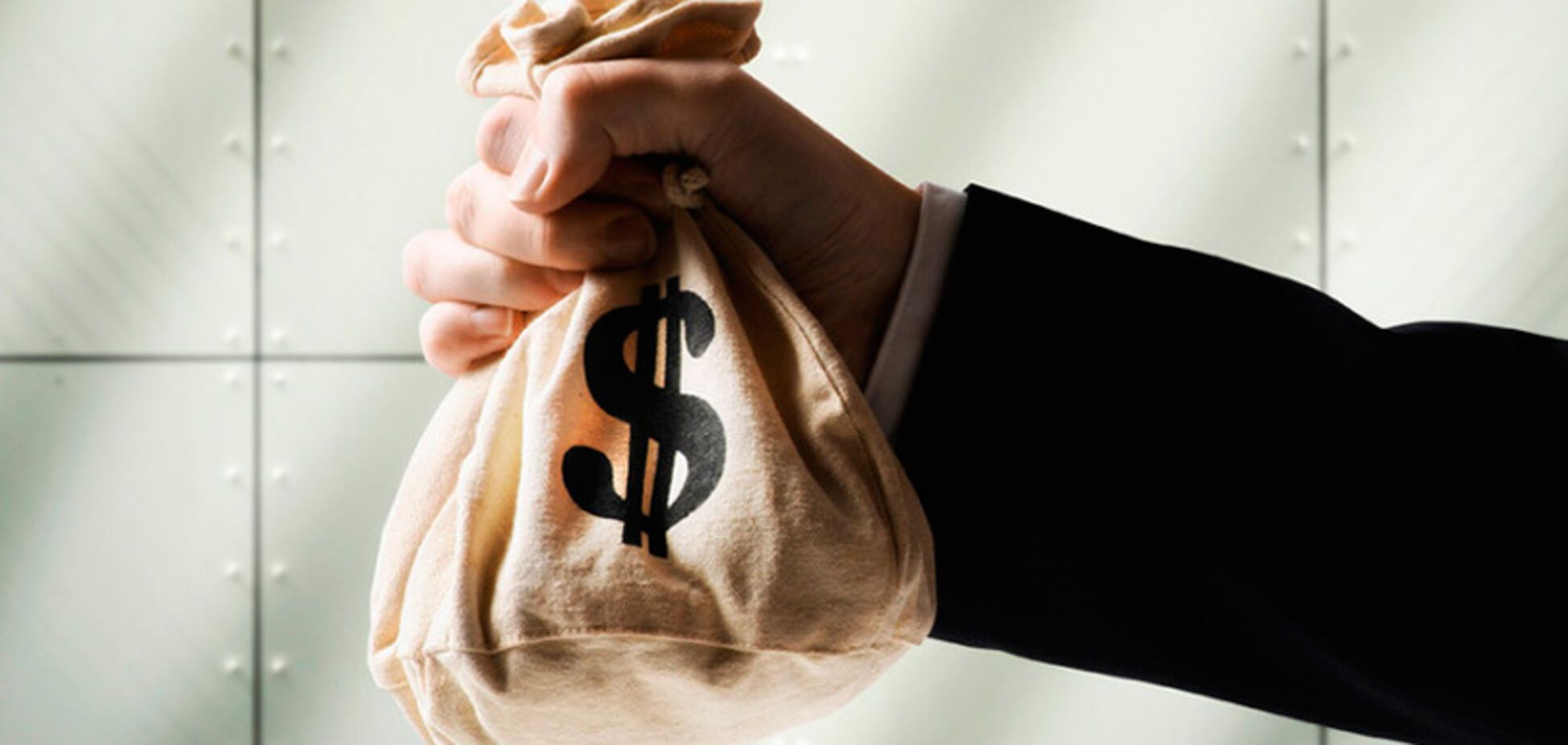 К состоятельным людям в Украине нет уважения