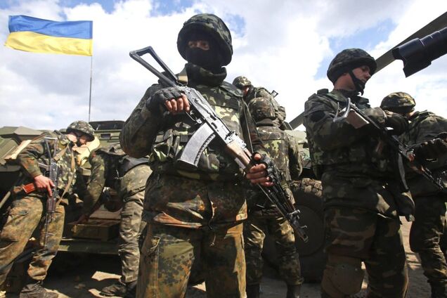 Вони стоять на колінах на похоронах, але поховали чоловіків від мобілізації