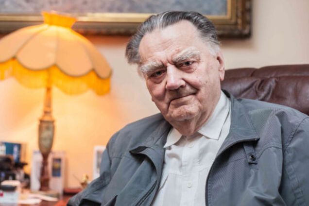 Бандера не був причетний до Волинської трагедії - екс-прем'єр Польщі