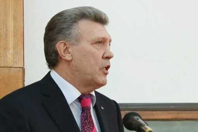 Кивалов отреагировал на вердикт Конституционного суда по его языковому закону