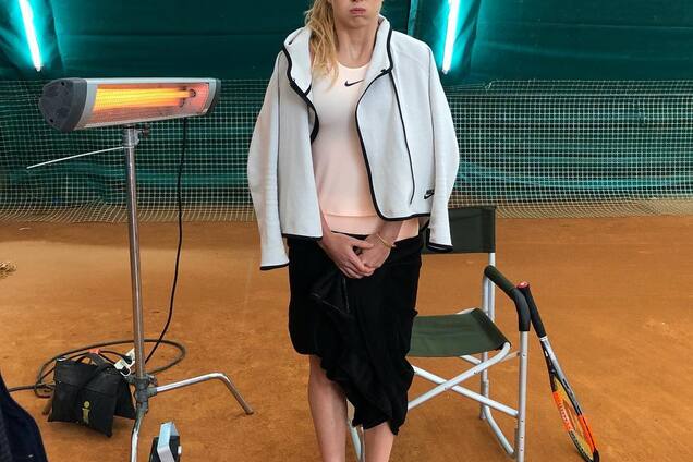 Хочу обнимашек: Свитолина показала, чем занимается в Киеве - смешные фото