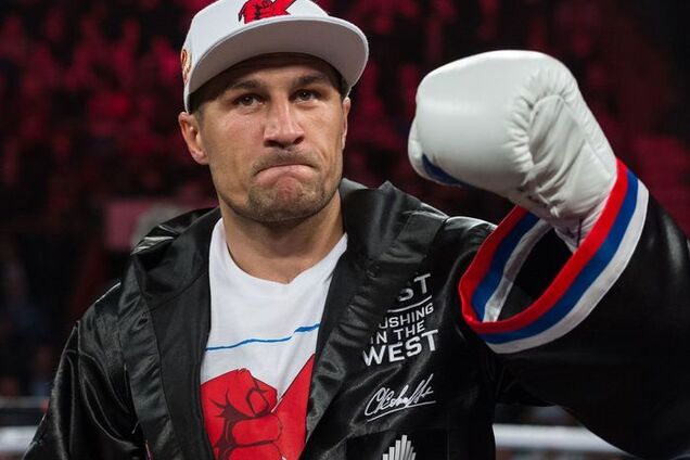 'Тренер-лопух': лучший боксер России впал в депрессию после потери чемпионских поясов