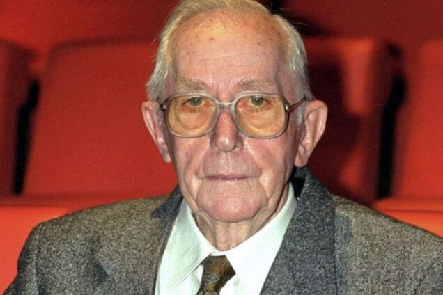 Льюис Гилберт