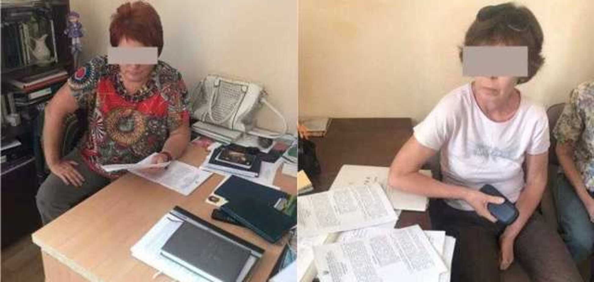 В Мариуполе амнистировали музейщиков, которые передали 52 картины оккупантам