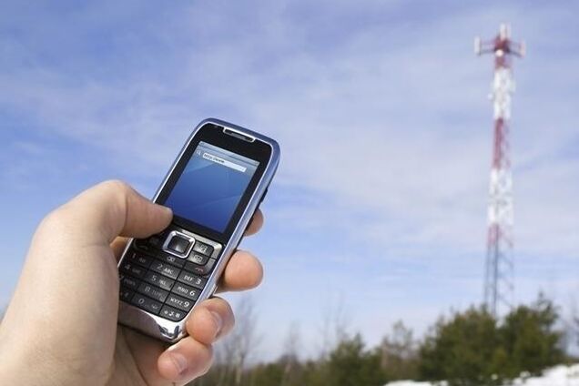 Проблема зі зв'язком: у мережі показали, як на цьому роблять 'бізнес' у Донецьку