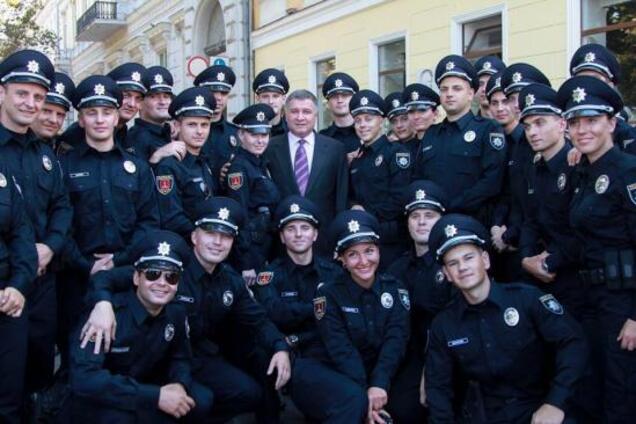 Чи довіряють українці поліції