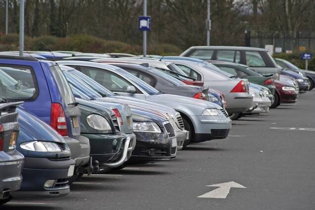 Авто на еврономерах в Украине: названо число незаконных 'блях'