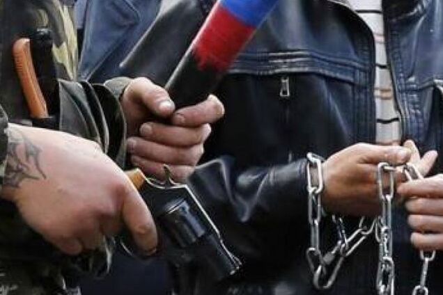 'Избили так, что не мог видеть': экс-пленный рассказал о страшных пытках в 'ДНР'