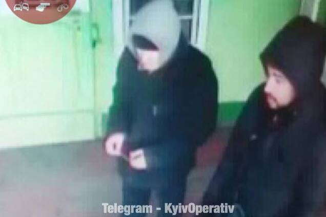 Пытались снять деньги: в Киеве наглые воры попали на камеры