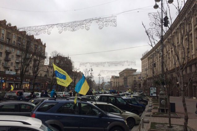 Убрать акциз: владельцы 'евроблях' заявили о готовности к официальной растаможке