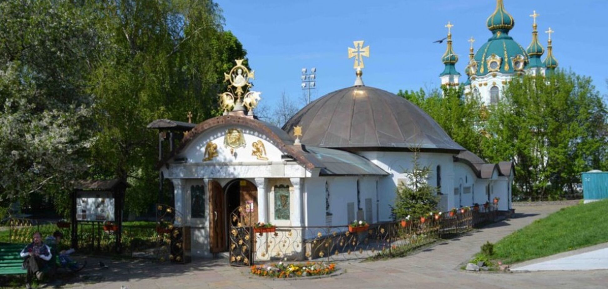Скандал із Десятинним монастирем: стало відомо про причетність людей Януковича