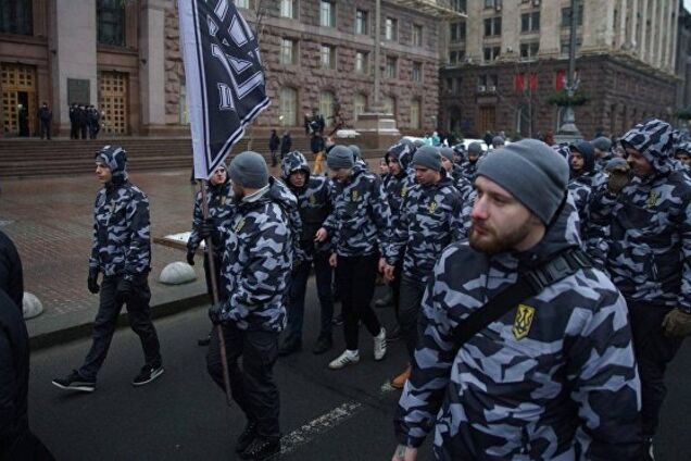 'Специально выбрали': в 'Нацдружинах' пояснили, почему носят 'беркутовскую' форму