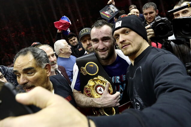 Заявление Усика о бое в России вызвало восторг у болельщиков РФ