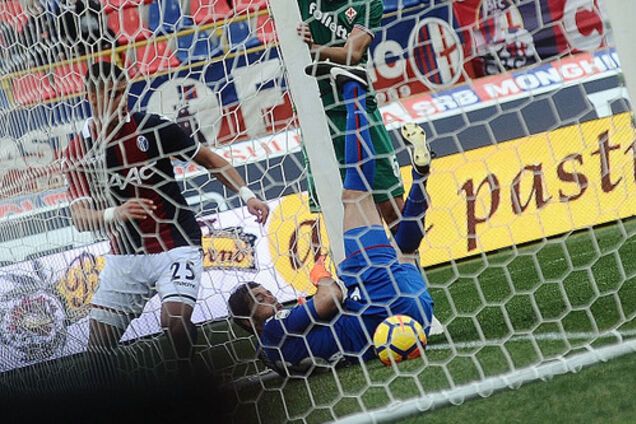 Фантастика! В матче чемпионата Италии футболисты дважды забили за три минуты ударом с углового: видео голов