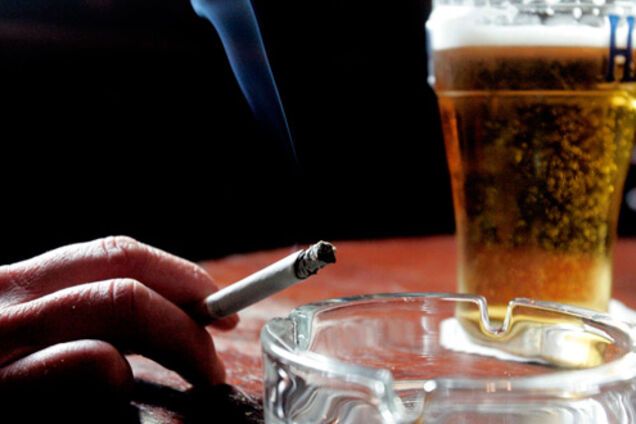 В Украине взлетят цены на алкоголь и сигареты: к чему готовиться