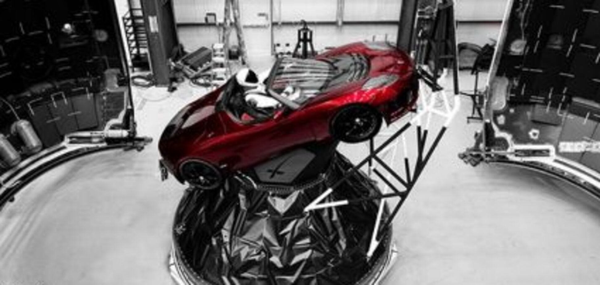 Запуск ракеты SpaceX на Марс и Украина