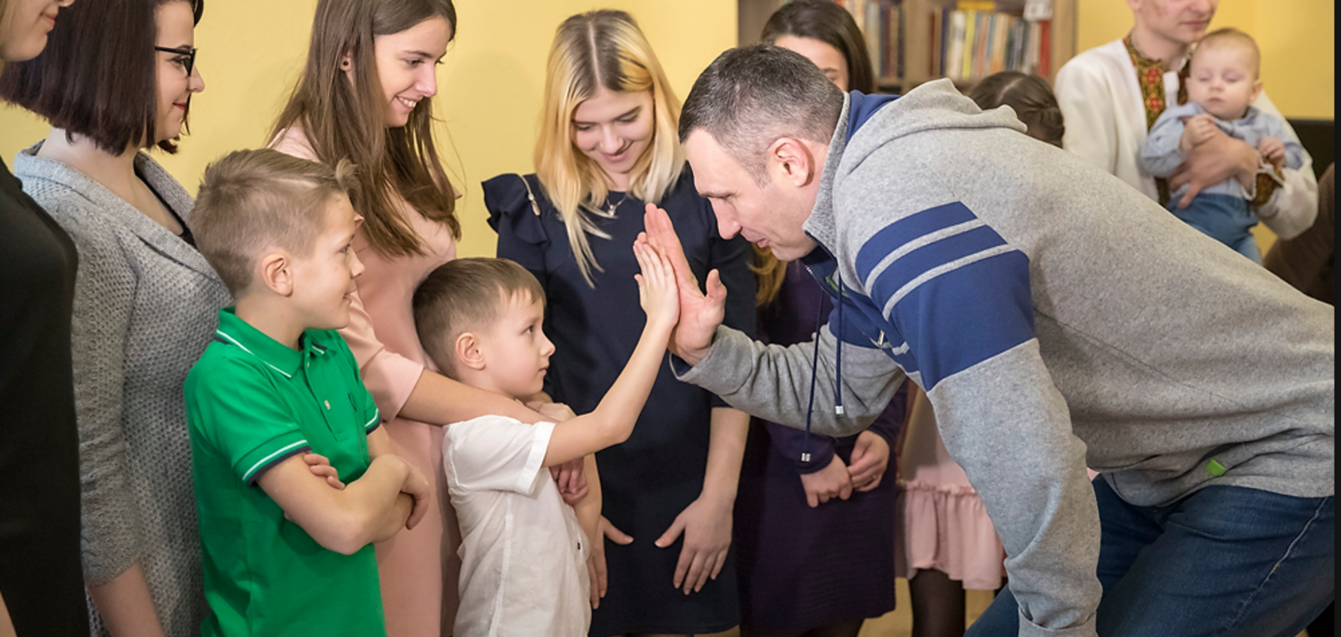 Власти Киева увеличат помощь детским домам - Кличко