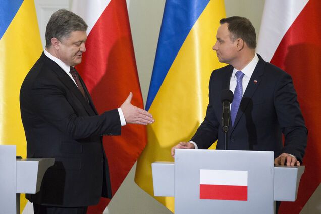 Польща узаконила територіальні претензії до України: у Раді відреагували
