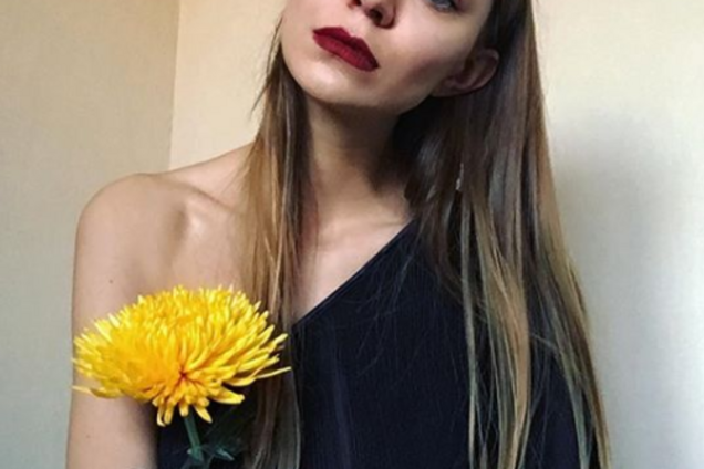 Анна Зосимова ('На обличчя')