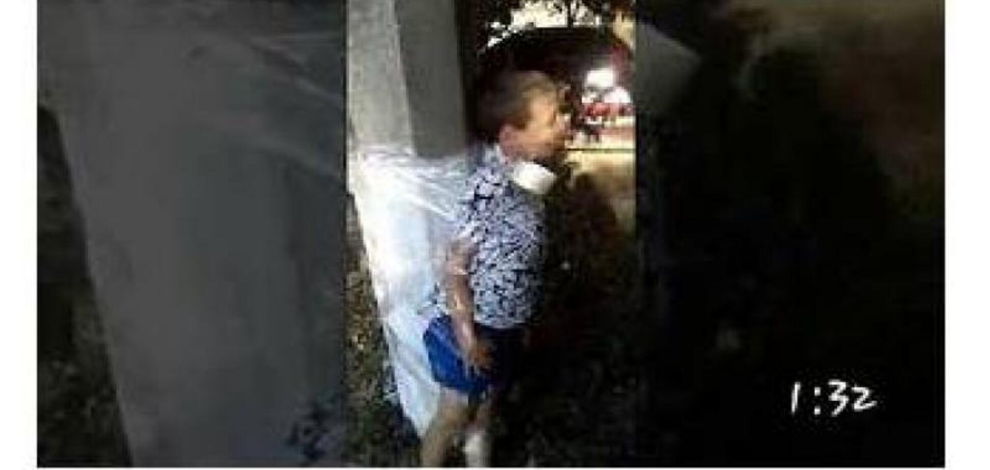 На Одесщине сверстники привязали ребенка с ДЦП к столбу и снимали на видео издевательства