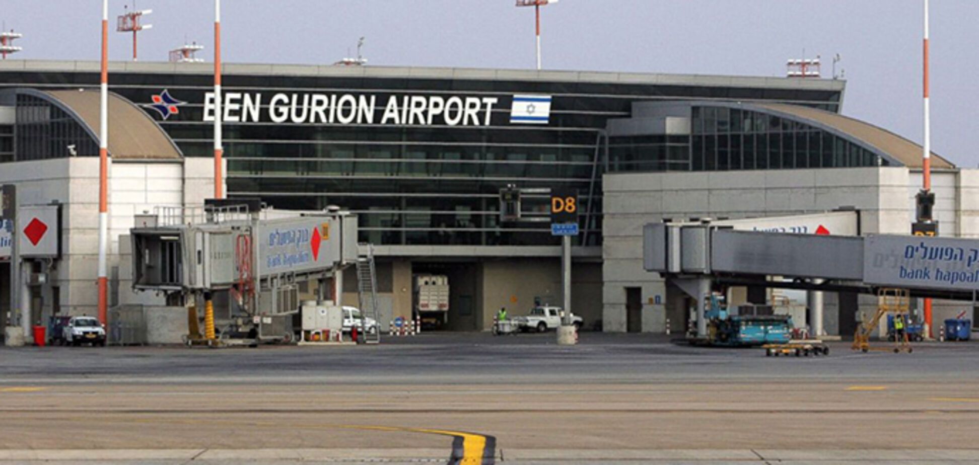 Прямо в аэропорту: из Израиля депортировали 33 украинца