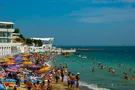 Купаться в море опасно: ученые назвали скрытую угрозу